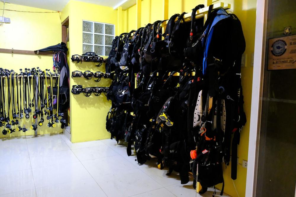 Baywatch Dive Resort Đảo Đảo Panglao Ngoại thất bức ảnh