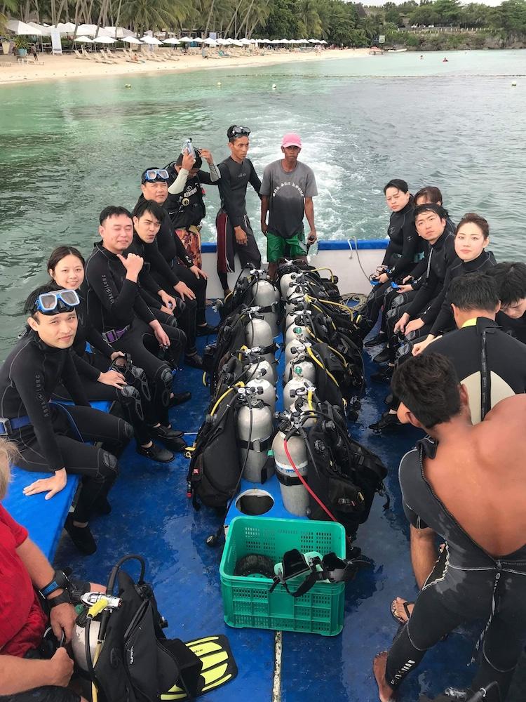 Baywatch Dive Resort Đảo Đảo Panglao Ngoại thất bức ảnh